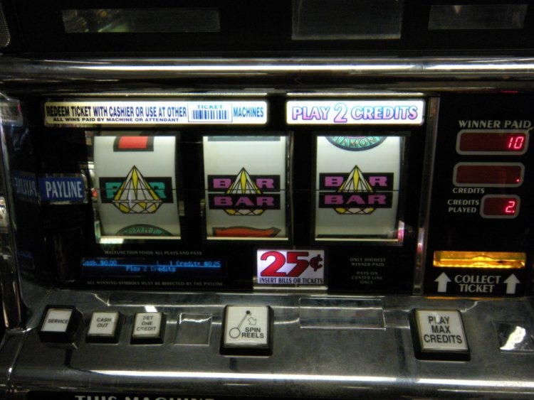 650% Casino Welcome Bonus at CasiPlay Casino