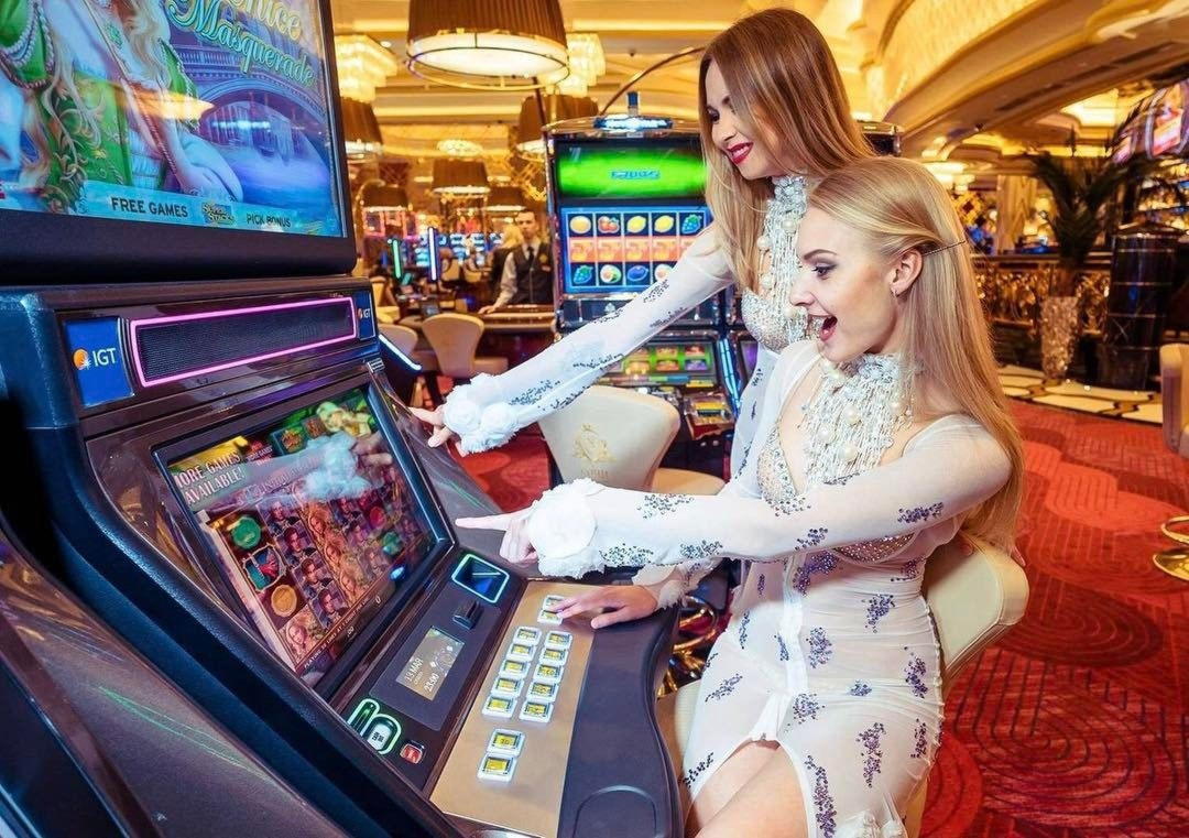 75 FREE SPINS at Sloty Casino