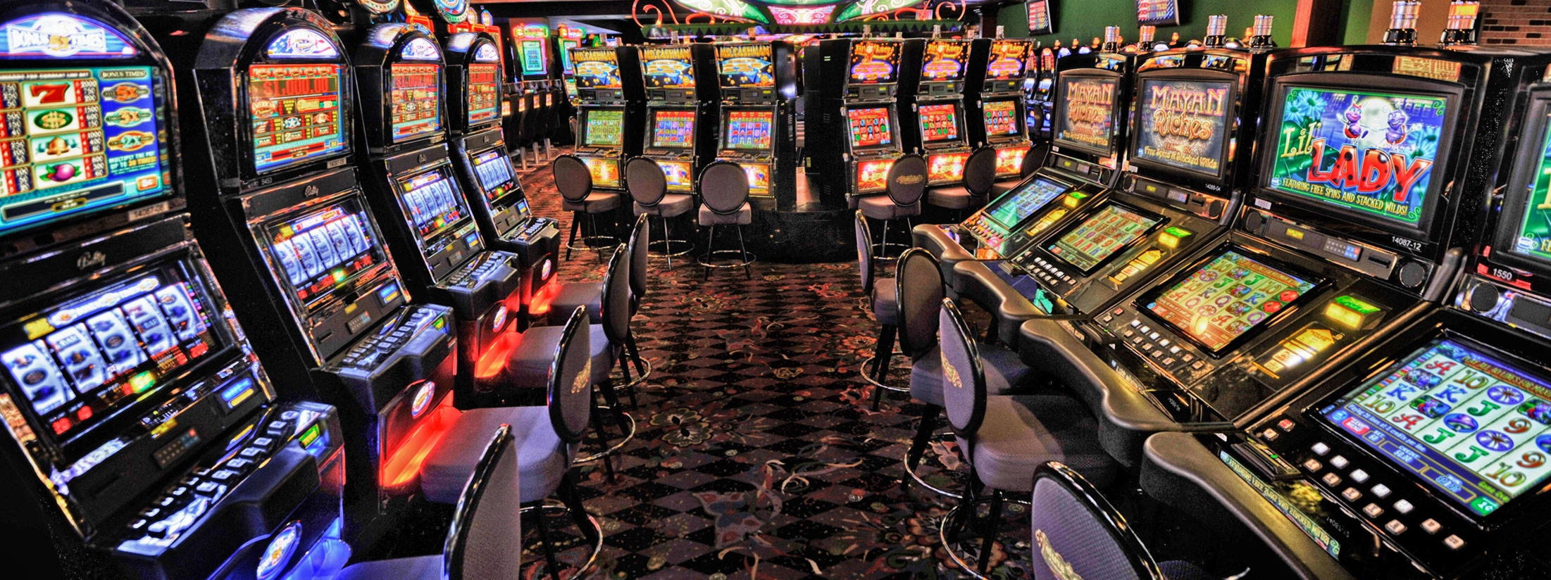 560% First Deposit Bonus at Royal Panda Casino