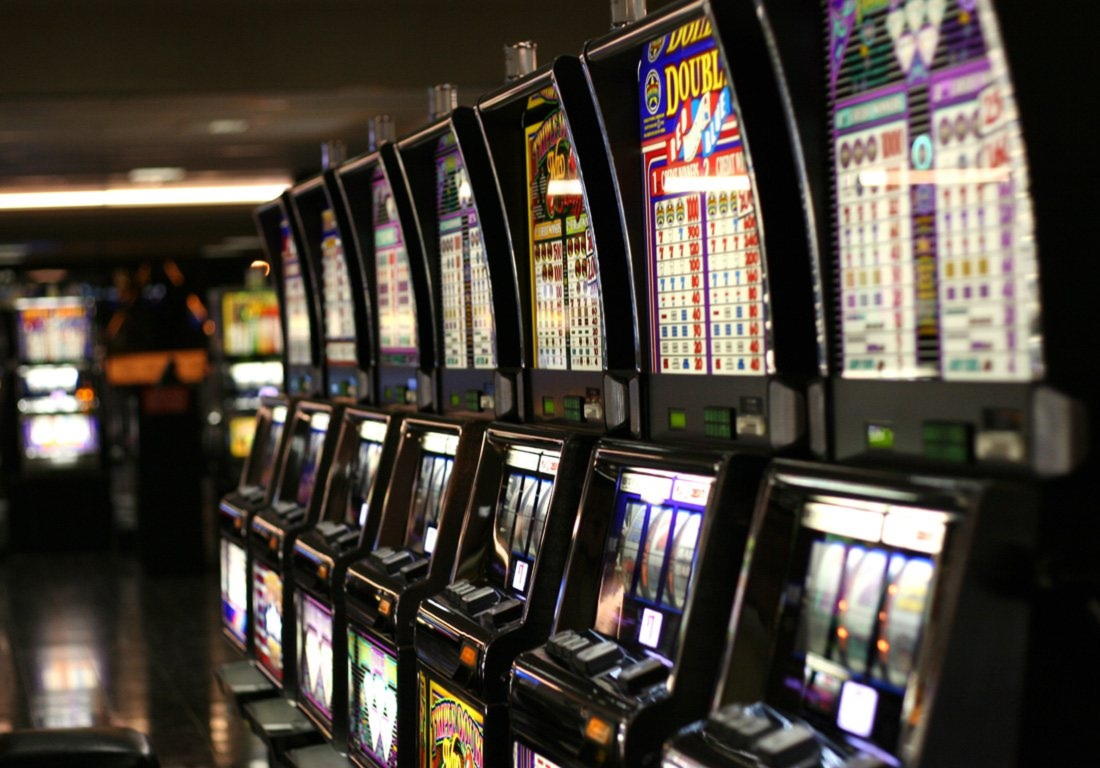 65 Loyal Free Spins! at Casino Shadowbet