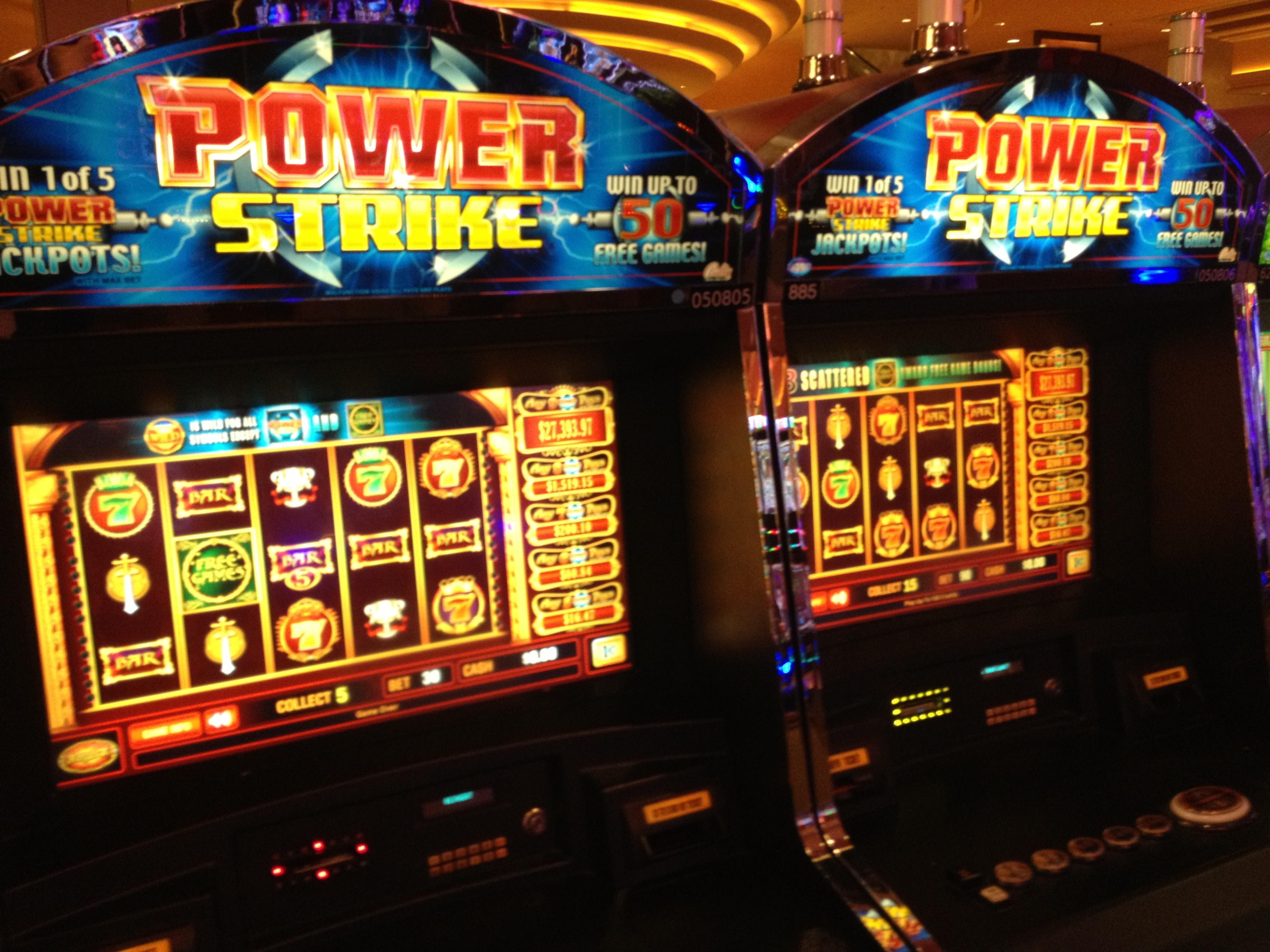 €4475 No Deposit at Genesis Casino