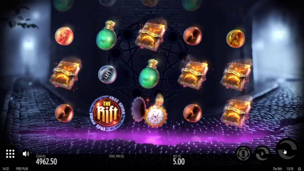 €425 Mobile freeroll slot tournament at CasiPlay Casino