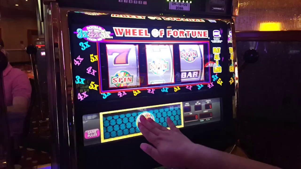 190 free casino spins at Royal Panda Casino