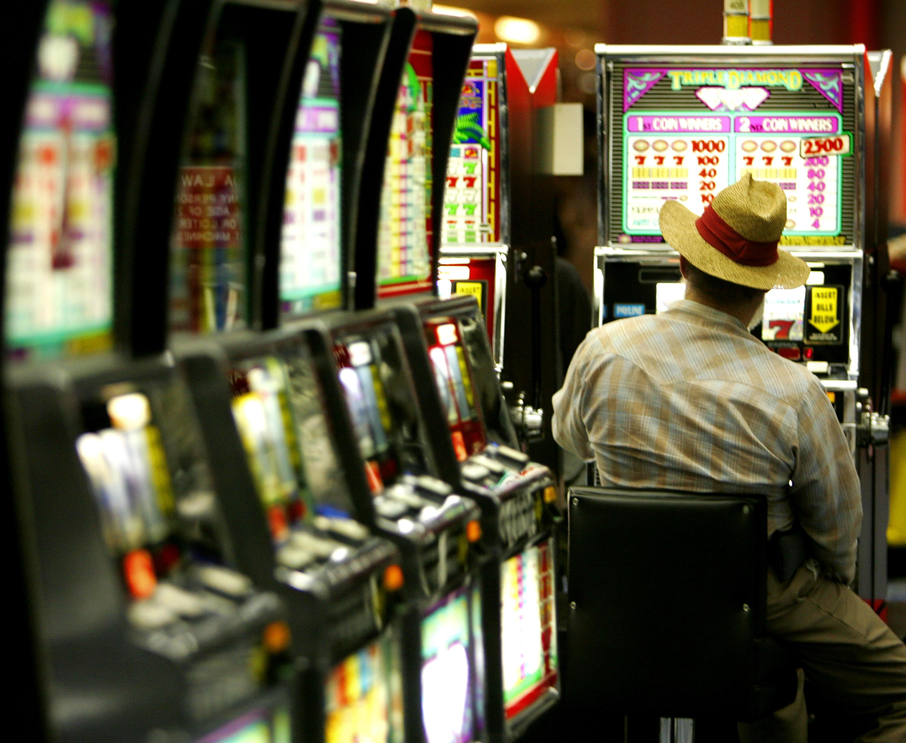 ﻿$845 Daily freeroll slot tournament at 777 Casino