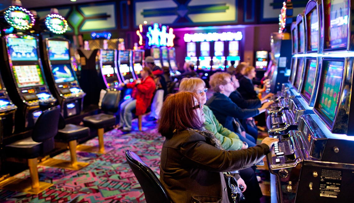 EUR 620 Casino tournaments freeroll at Karamba Casino