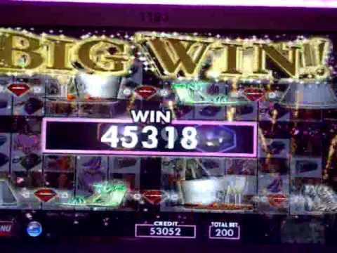 915% Match at a casino at Red Spins Casino