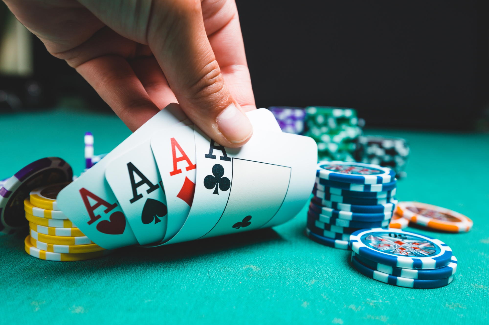 EUR 2115 No Deposit Casino Bonus at Karamba Casino