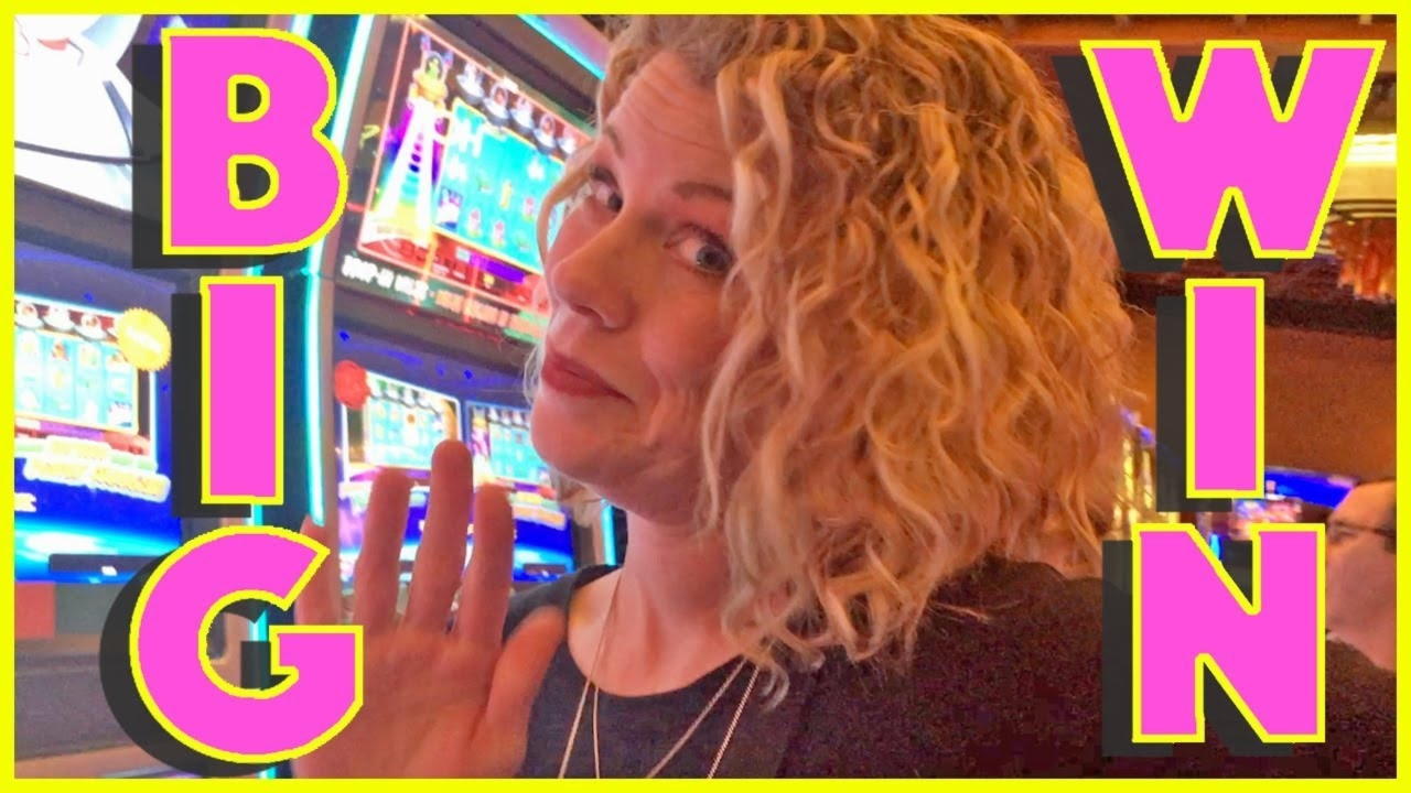 Eur 305 Daily freeroll slot tournament at Volt Casino