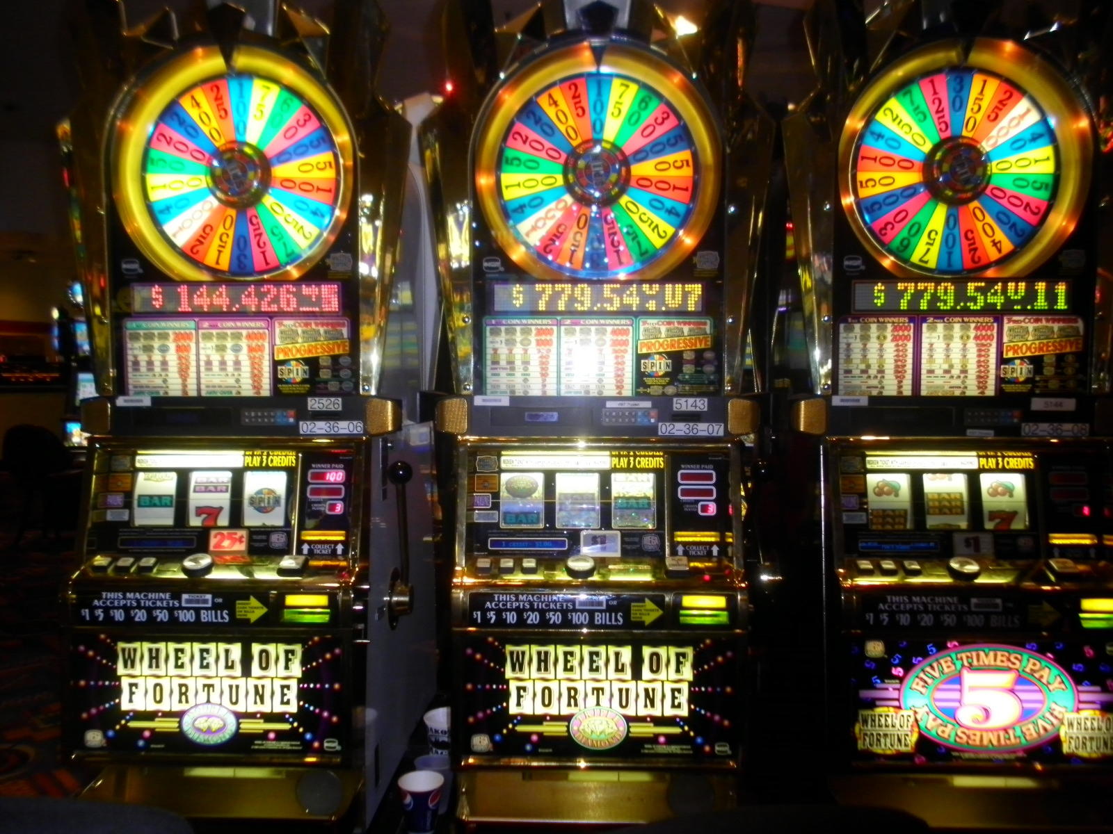 215 free spins no deposit casino at Party Casino
