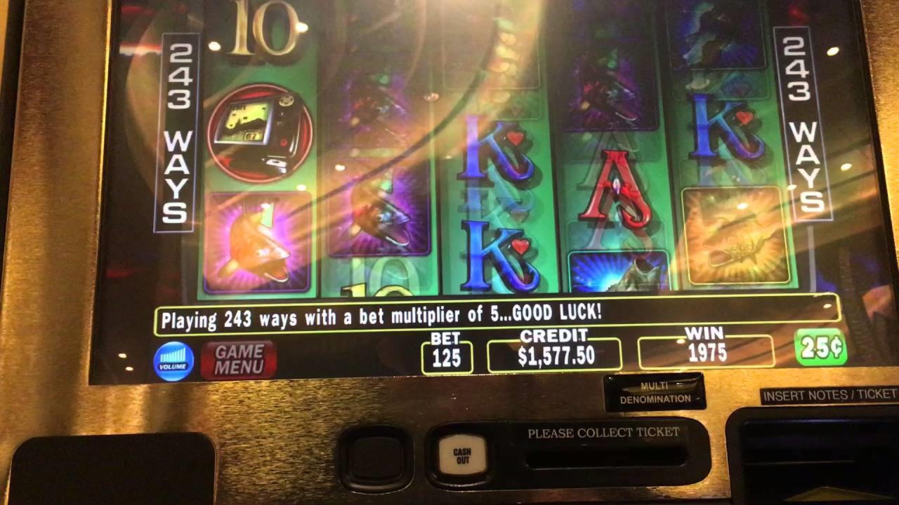 EURO 325 Mobile freeroll slot tournament at Casino Shadowbet