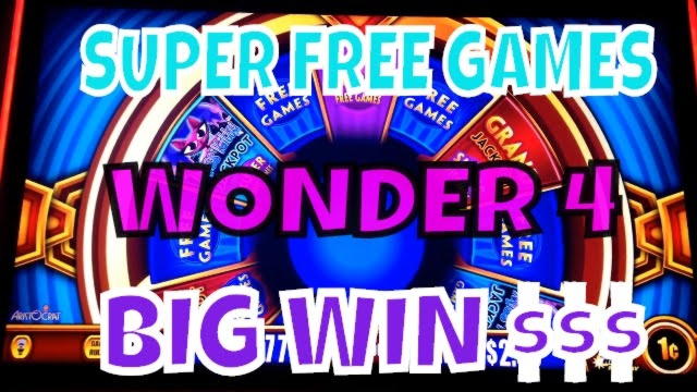 €725 Free Casino Tournament at Royal Panda Casino