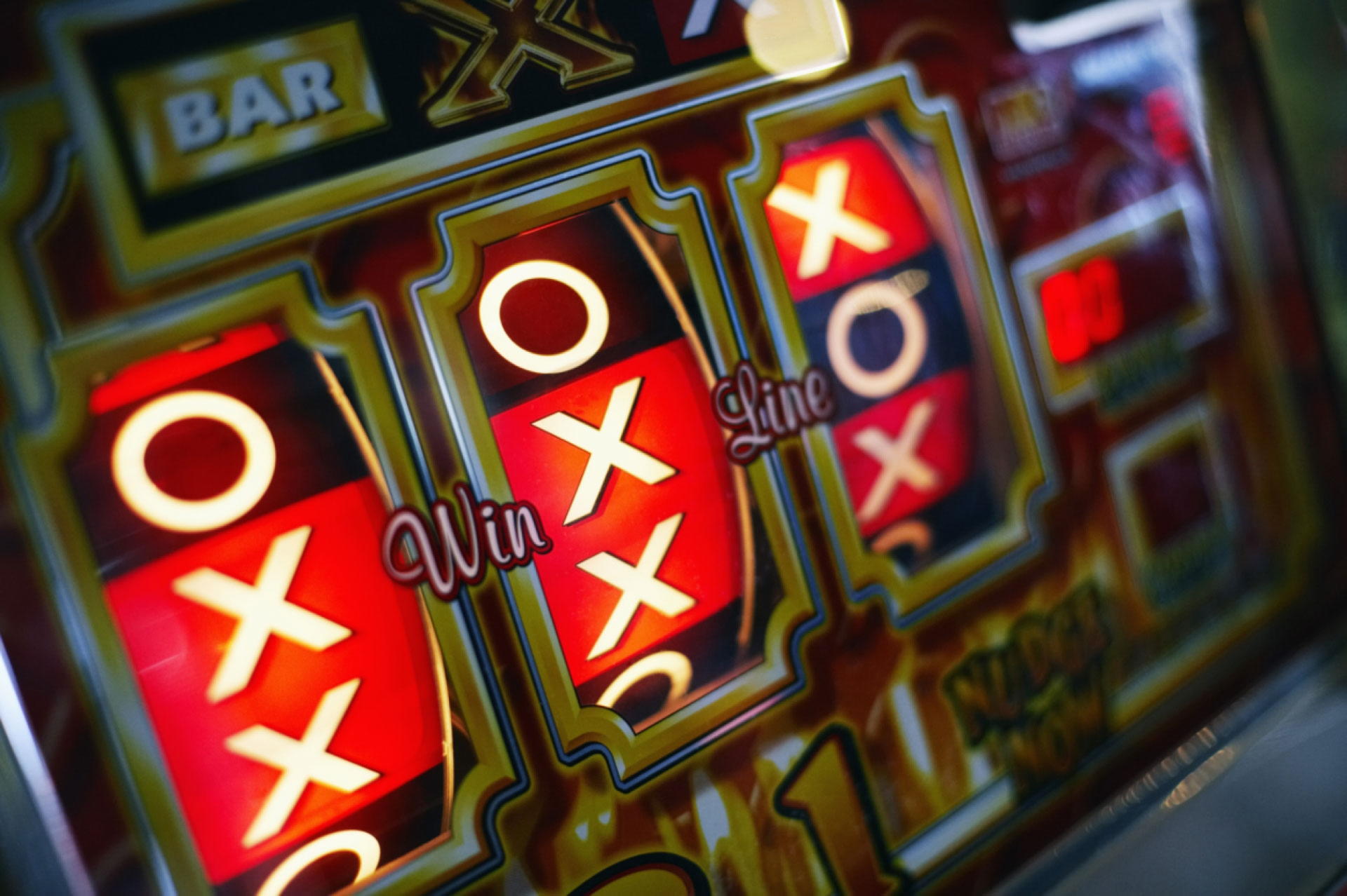 300 FREE SPINS at Magic Red Casino