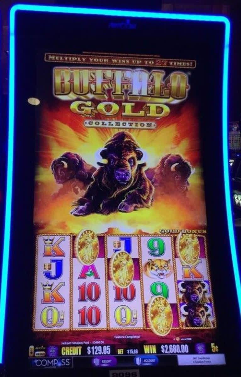 EURO 370 Daily freeroll slot tournament at Casino com
