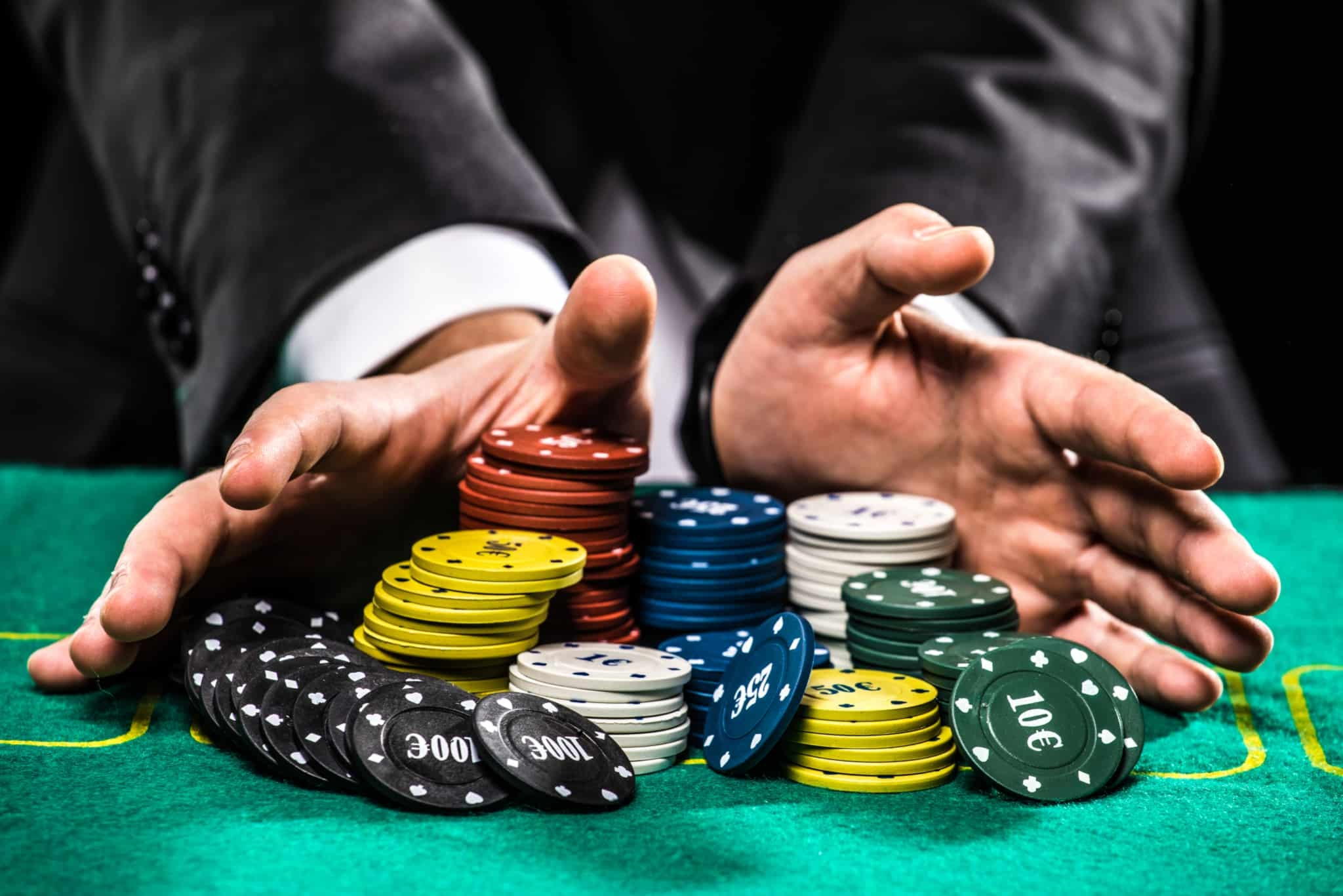 Eur 450 Mobile freeroll slot tournament at Grandivy Casino