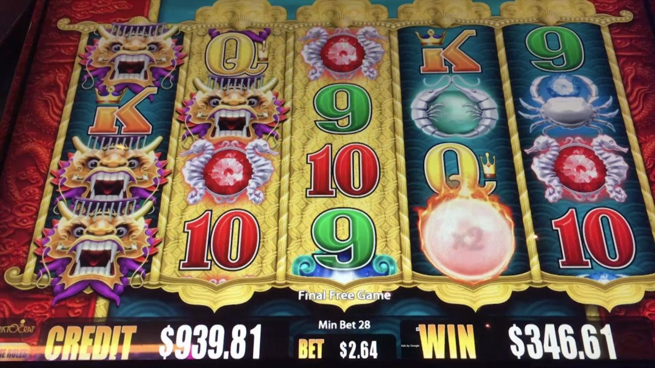 $975 Daily freeroll slot tournament at Red Spins Casino