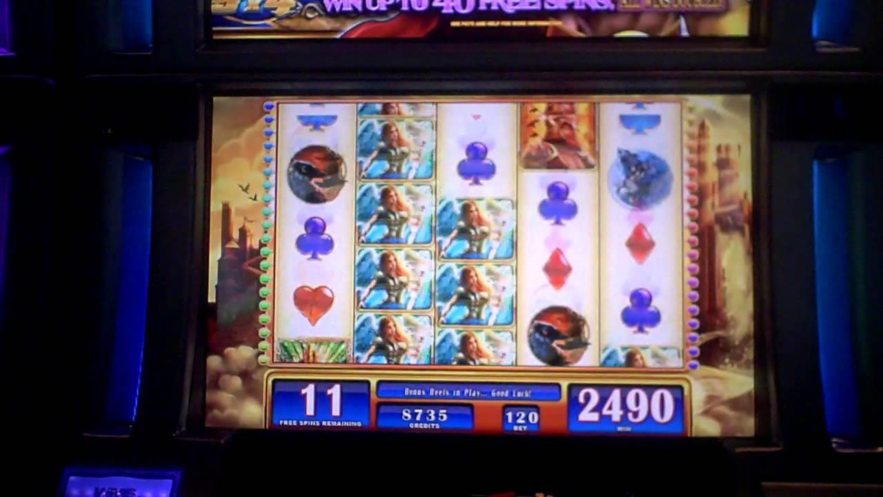 $965 Daily freeroll slot tournament at Spinit Casino