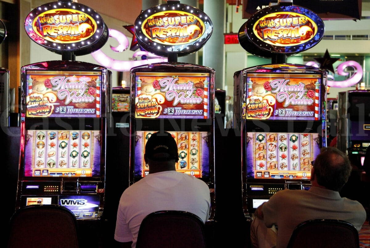 EURO 77 Mobile freeroll slot tournament at Royal Panda Casino